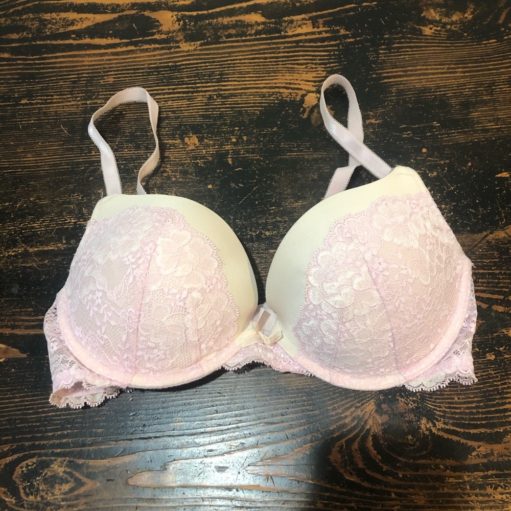 Victoria’s Secret Dream Angels pushup bra size 34D